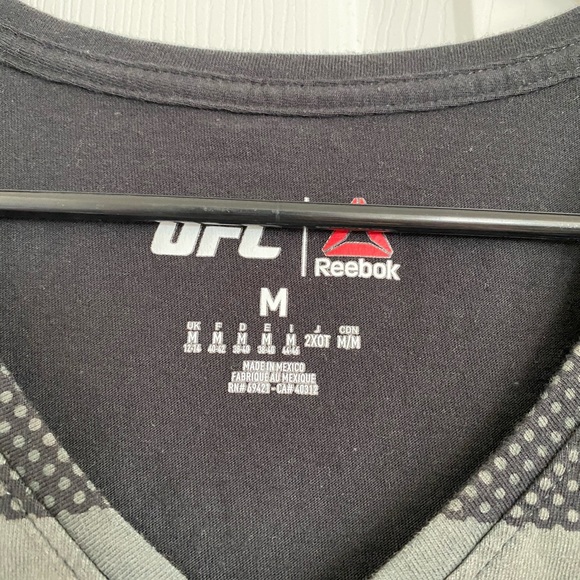 UFC v-neck tee - Reebok - Picture 5 of 6